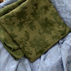 Large rectangular table cloth